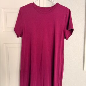 lululemon athletica Short Sleeve Crewneck Dress in Deep Pink